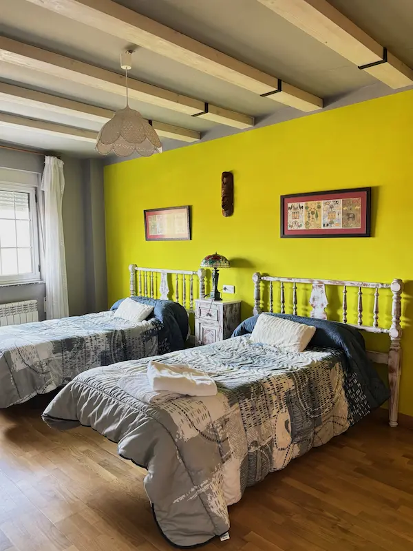 dormitorio doble casa rural